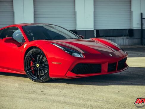 Used 2018 Ferrari 488 GTB image 51