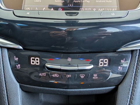 Used 2023 Cadillac XT6 Premium Luxury image 21