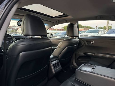Used 2016 Toyota Avalon Limited FWD image 21