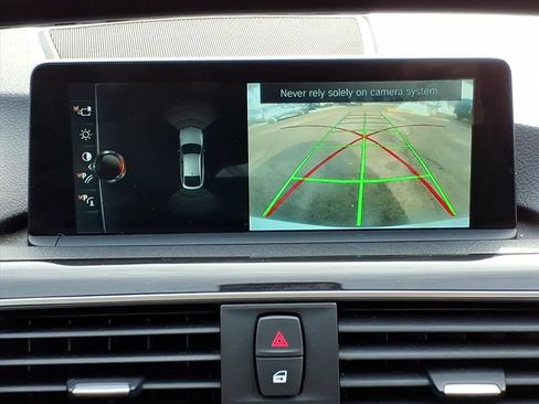 Used 2017 BMW 330i Gran Turismo xDrive image 18