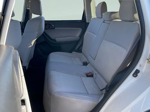 Used 2017 Subaru Forester 2.5i Premium w/ All-Weather Package AWD/4WD image 23