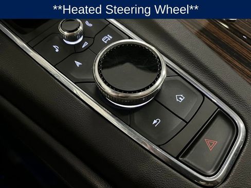 Used 2022 Cadillac Escalade Premium Luxury w/ LPO, Illumination Package image 14