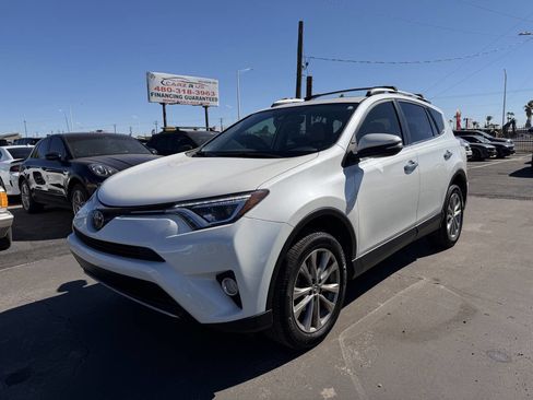 Used 2018 Toyota RAV4 Limited image 4