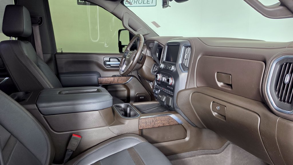Used 2021 GMC Sierra 2500 Denali w/ Denali Ultimate Package AWD/4WD image 33
