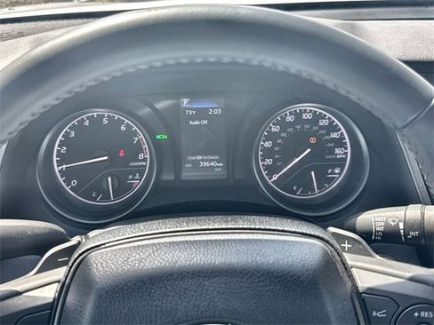 Used 2023 Toyota Camry SE image 29