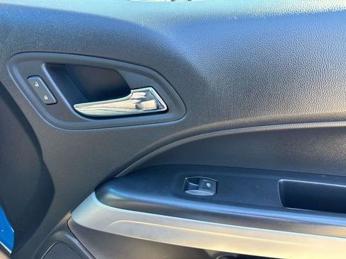 Used 2022 Chevrolet Colorado LT w/ LT Convenience Package image 19