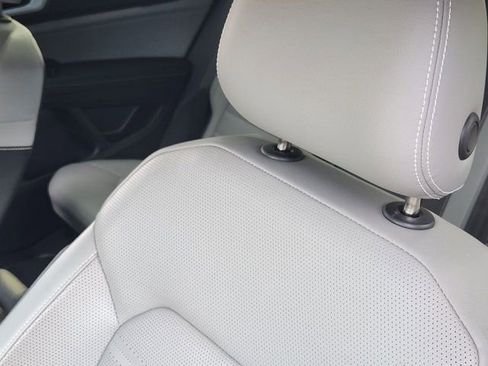 Used 2024 Volkswagen Atlas Cross Sport SEL R-Line image 20