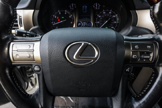 Used 2016 Lexus GX 460 w/ Premium Package AWD/4WD image 26