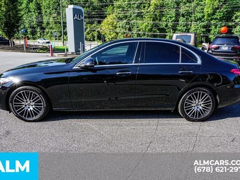 Used 2025 Mercedes-Benz C 300 Sedan image 6