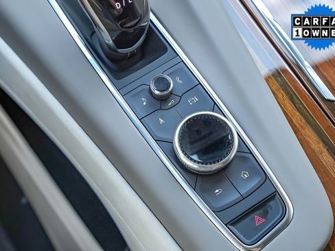 Used 2024 Cadillac Escalade Sport Platinum w/ LPO, ONYX Package image 22