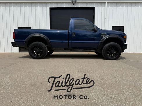 Used 2008 Ford F250 XL AWD/4WD image 1