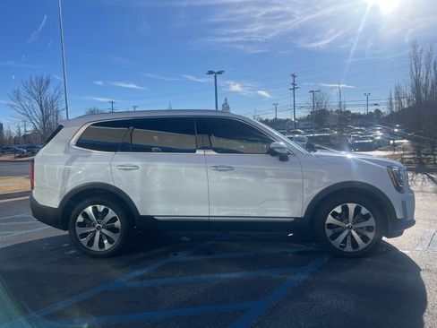 Used 2022 Kia Telluride S image 5