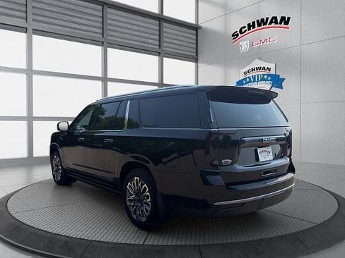 Used 2023 GMC Yukon XL Denali Ultimate AWD/4WD image 6