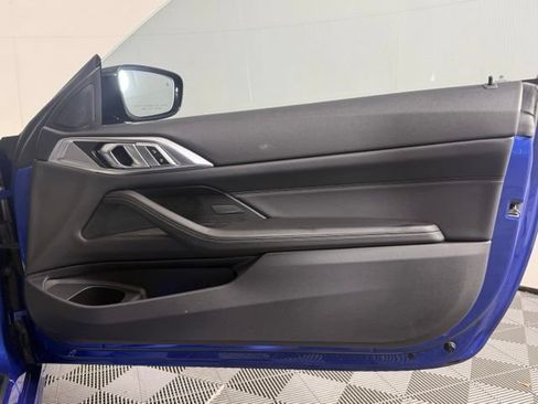 Used 2022 BMW 430i Coupe w/ M Sport Package RWD image 18