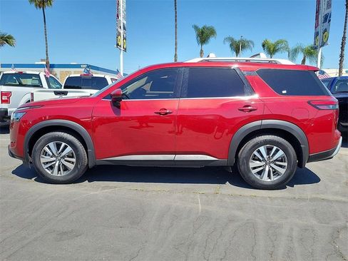 Certified 2023 Nissan Pathfinder SL image 31