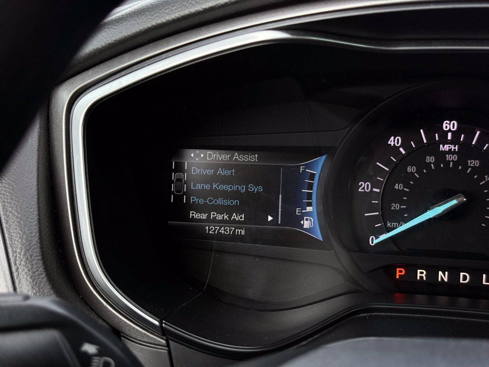 Used 2019 Ford Fusion SE FWD image 29