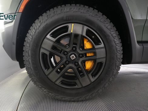 Used 2022 Rivian R1T Adventure AWD/4WD image 19