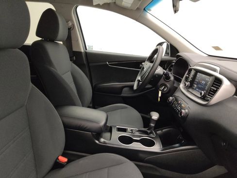 Used 2020 Kia Sorento LX AWD/4WD image 21