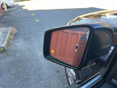 Used 2015 Mercedes-Benz ML 350 4MATIC image 12