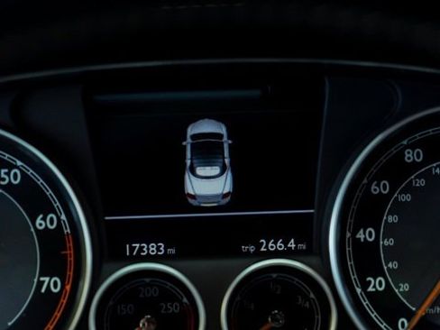 Used 2013 Bentley Continental Mulliner image 13