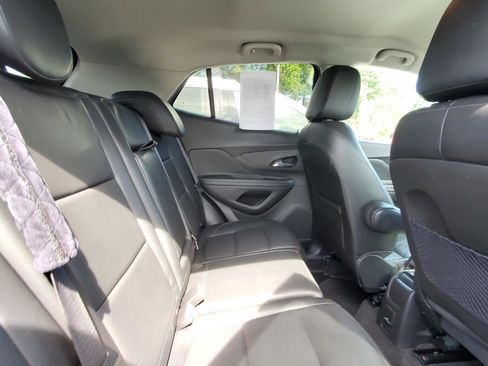 Used 2019 Buick Encore Essence AWD/4WD image 6