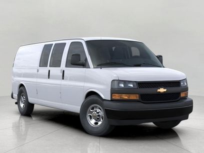 New 2026 Chevrolet Express 3500 Extended w/ Driver Convenience Package