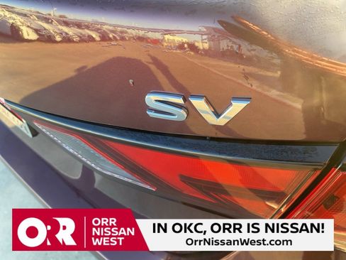 Used 2024 Nissan Sentra SV image 11