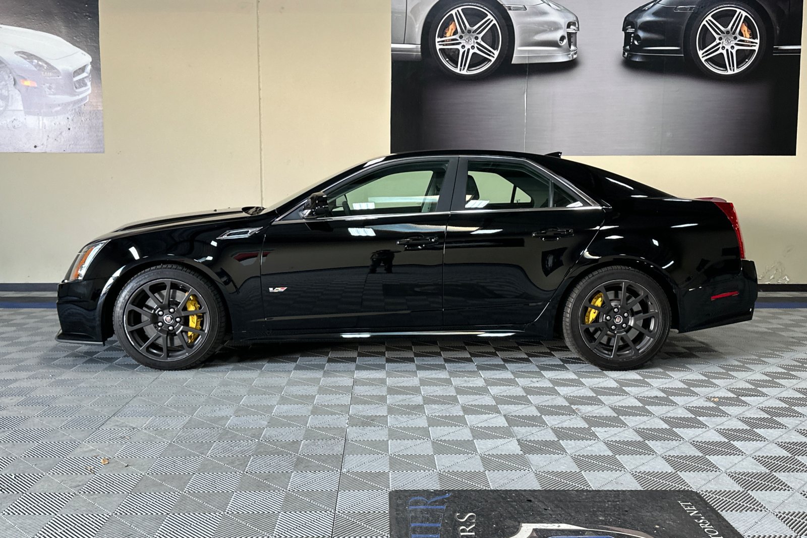 Used 2013 Cadillac CTS V w/ Wood Trim Package RWD image 7