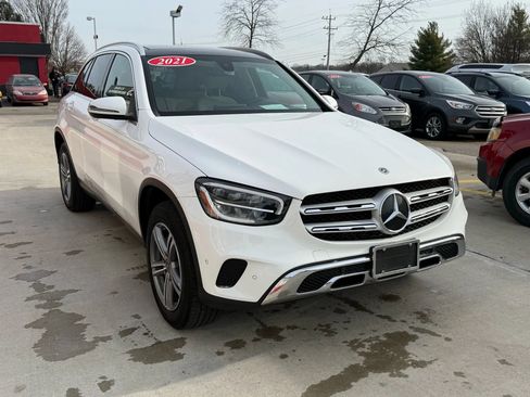 Used 2021 Mercedes-Benz GLC 300 GLC 300 4MATIC Sport Utility 4 image 2