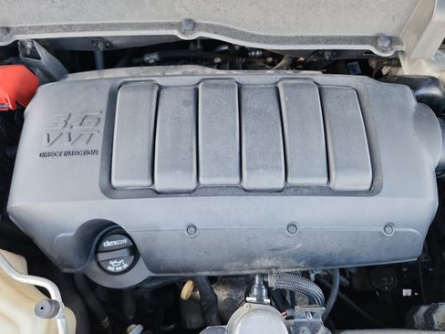 Used 2014 GMC Acadia Denali AWD/4WD image 21