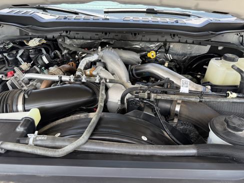 Used 2025 Ford F250 XLT AWD/4WD image 31