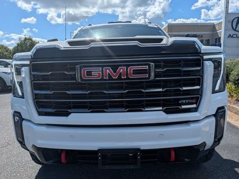 Used 2024 GMC Sierra 2500 AT4 w/ AT4 Premium Plus Package AWD/4WD image 16