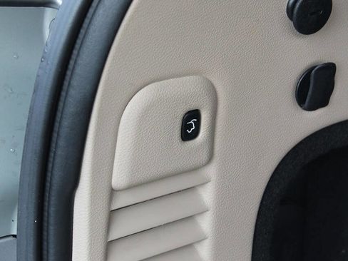 Used 2017 Jeep Grand Cherokee Limited AWD/4WD image 19