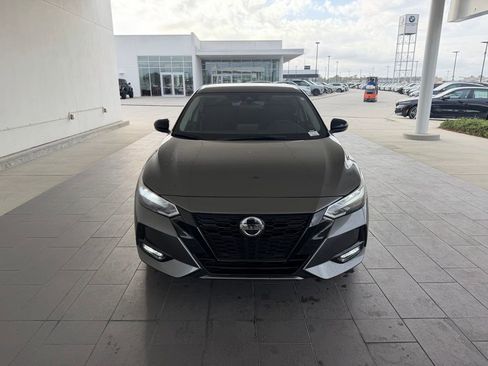 Used 2023 Nissan Sentra SR w/ Midnight Edition Package image 2