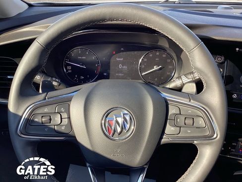 Used 2022 Buick Envision Preferred FWD image 34