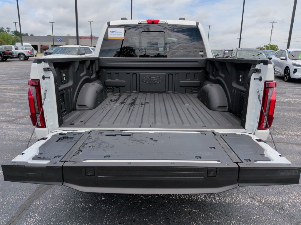 Certified 2024 Ford F150 Platinum w/ Equipment Group 702A High AWD/4WD image 33
