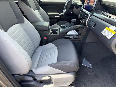 New 2026 Toyota Tacoma TRD Off-Road AWD/4WD image 13