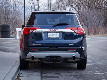 Used 2017 GMC Acadia SLT
