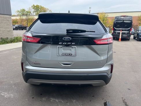 Used 2023 Ford Edge SEL image 6