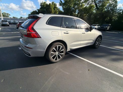 Used 2024 Volvo XC60 B5 Plus w/ Protection Package Premier AWD/4WD image 14