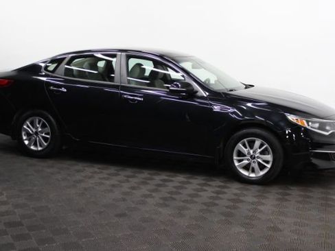Used 2016 Kia Optima LX image 3