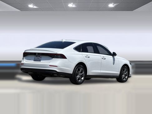 Certified 2024 Honda Accord EX image 8