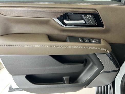 New 2026 GMC Yukon Denali Ultimate image 16