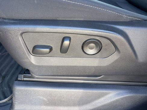 Used 2025 Chevrolet Silverado 1500 RST AWD/4WD image 21