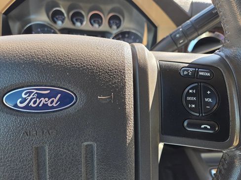 Used 2013 Ford F250 Lariat w/ Chrome Pkg AWD/4WD image 20