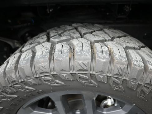 Used 2023 Toyota Tundra Platinum AWD/4WD image 22