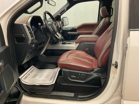 Used 2019 Ford F150 Platinum w/ Equipment Group 701A Luxury AWD/4WD image 7