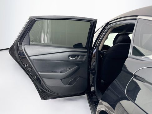 Used 2025 Honda Accord LX image 24