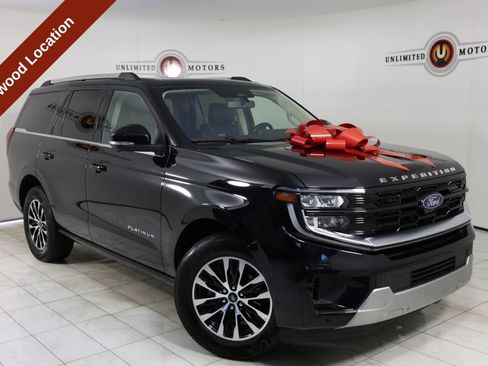 Used 2025 Ford Expedition Platinum AWD/4WD image 1
