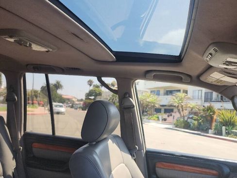 Used 2003 Lexus LX 470 4WD image 14